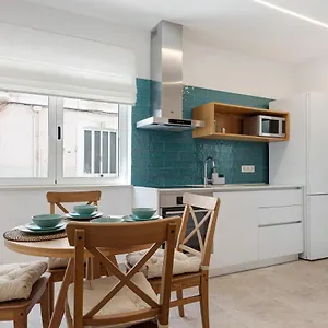 https://old-town-apartments-city.hotelaalgarve.com